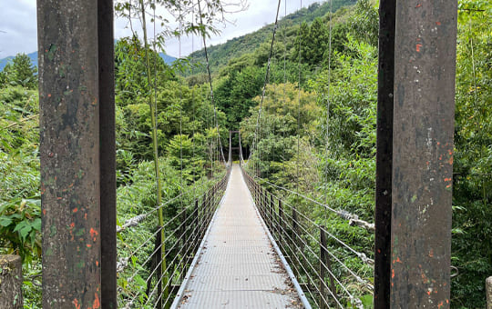 久保の吊り橋（大室山登山口）